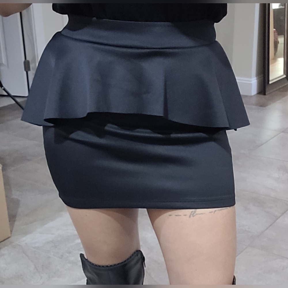 Black mini skirt